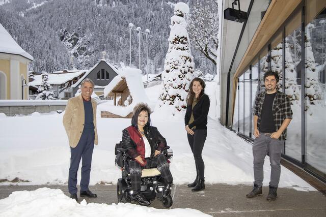 "Wenn Menschen an sich glauben" aus Ischgl: Peter Habeler, Marianne Hengl, Johanna Constantini und Thomas Jehle (v.l.). | Foto: Die Fotografen