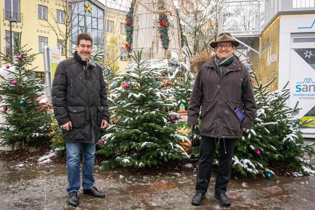 Stefan Jandl und Peter Bösendorfer am Hauptplatz. | Foto: Stadtgemeinde Amstetten