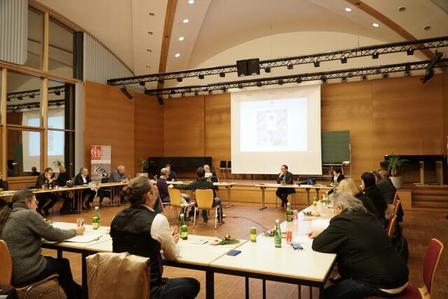 Bei der letzten Gemeinderatssitzung vor Weihnachten wurde eine Entschädigung für die Unternehmen im Untermarkt beschlossen. | Foto: Reichel