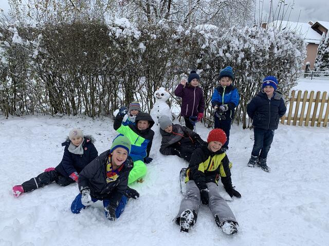 In der Trinity Privatschule in Spittal kommen auch Spiel und Spaß im Schnee nicht zu kurz. | Foto: Trinity Spittal