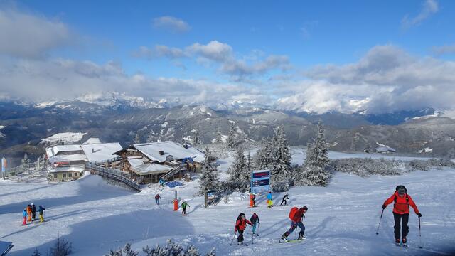 Der Run auf Salzburgs Bergwelt hat sich im heurigen Corona-Jahr noch einmal verstärkt. Die alpinen Vereine rechnen in diesem Winter mit mehr Menschen auf Ski- und Pistentouren als jemals zuvor. | Foto: Gerd Frühwirth/Alpenverein Salzburg