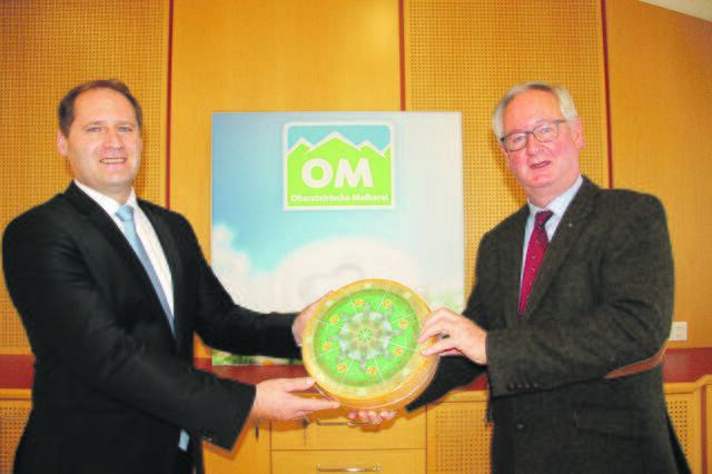 MURTAL: OM: Tiroch übergibt an Riegler - Murtal