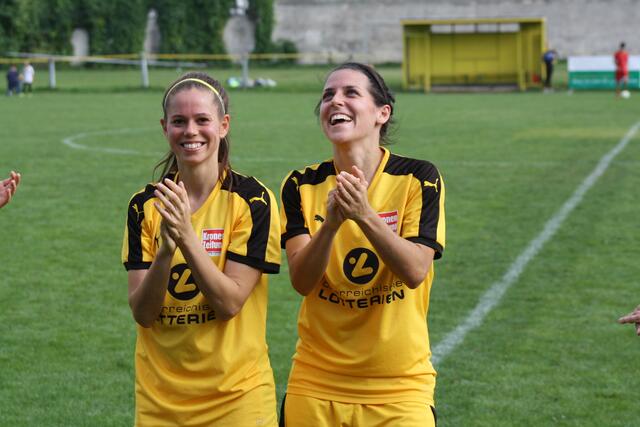 Die Kickerinnen des FC Mariahilf bitten um ihre Spenden. | Foto: FC Mariahilf