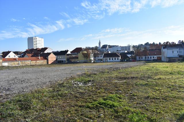 FPÖ-Klubobmann Johann Tschürtz kann sich unter anderem einen Indoor-Vergnügungspark für Kinder auf dem Areal des geplanten Impulszentrums Mattersburg vorstellen | Foto: Stadtgemeinde Mattersburg