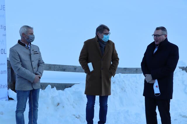 Spisser Bürgermeister Alois Jäger, NHT Geschäfstführer Hannes Gschwentner und LR Johannes Tratter (v.li.). | Foto: Siegele