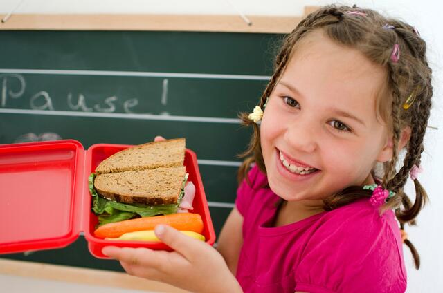 Gesunde Ernährung ist einer der Schwerpunkte der "Gesunden Schule". (Symbolfoto) | Foto: st-fotograf - Fotolia