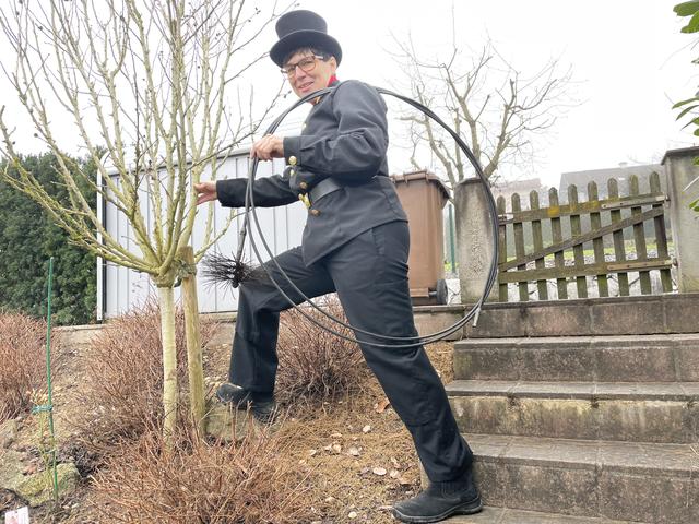 Maria Zöbl ist seit 41 Jahren Rauchfangkehrerin. | Foto: BRS