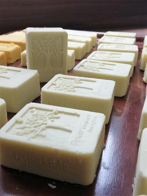 Seifen aus eigener Produktion    Foto: Birgit Kubalek