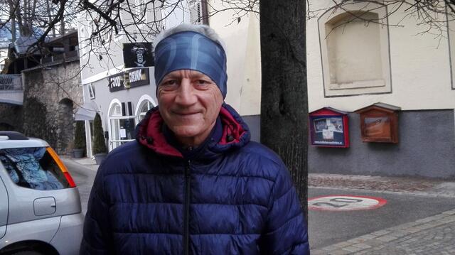 "Schnapsen und Watten mag jeder und es macht Spaß, aber auch "Mensch ärgere dich nicht", verräat Hans-Jörg Jauk aus Saalfelden.