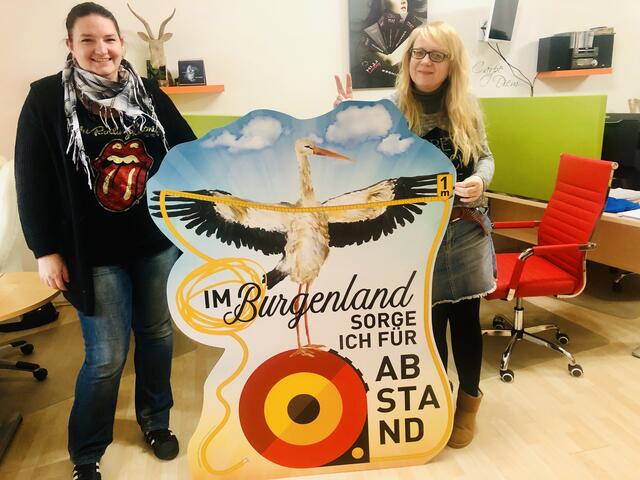 Bei uns kommt der Storch, nicht der Baby-Elefant!  | Foto: Schmid