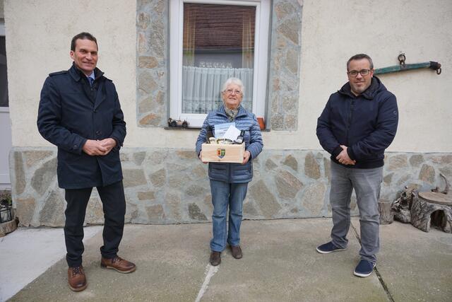 BGM Josef Kerbl,  Erika Zechmeister, OV Thomas Zechmeister | Foto: Gemeinde Fallbach