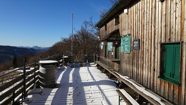 Nachdem wir die tolle Aussicht genossen haben, machen wir uns auf den Rückweg! ...