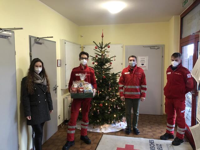 Bezirksobfrau Lisa-Maria Guntner bei der Ortstelle in Schärding.  | Foto: JVP Schärding