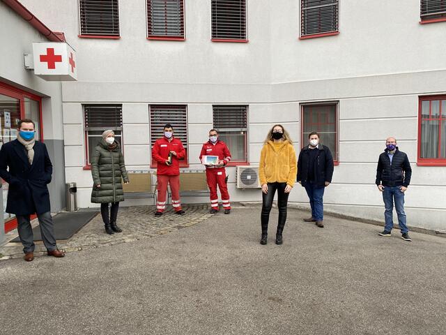 Die Junge ÖVP Bezirk Mattersburg war am 24. Dezember unterwegs, um „Danke“ zu sagen | Foto: JVP MA