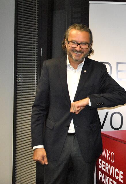 Manfred Hautz, Obmann der WK Kufstein, fordert sofortige Änderung der Kurzarbeitsregelung.  | Foto: Fluckinger/BB Archiv 