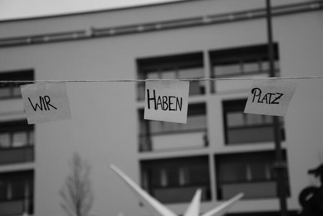 Eine der zentralen Botschaften: "Wir haben Platz."  | Foto: Eva Ritzer