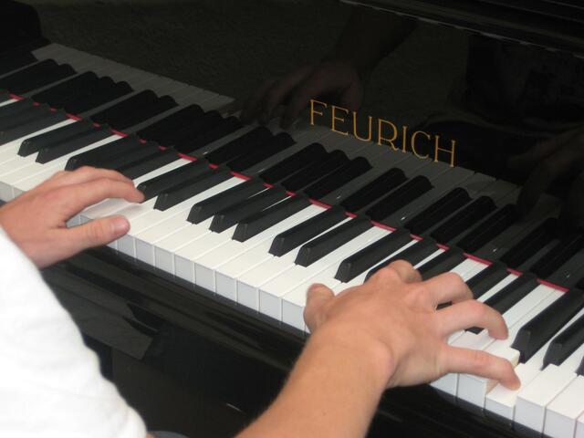 Der erklärte Herzenswunsch zum 50-Jahr-Jubiläum der Musikschule Feldkirchen wäre ein neuer Konzertflügel.