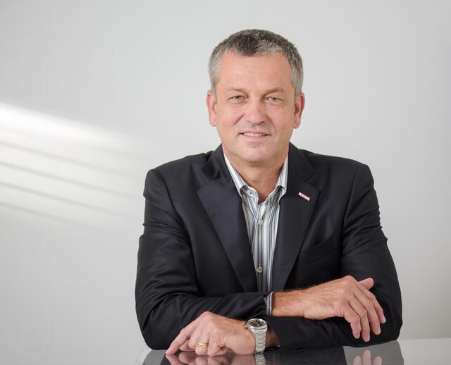 Max Habenicht gibt wirtschaftlichen Ausblick. | Foto: WKK/Ferdinand Neumüller