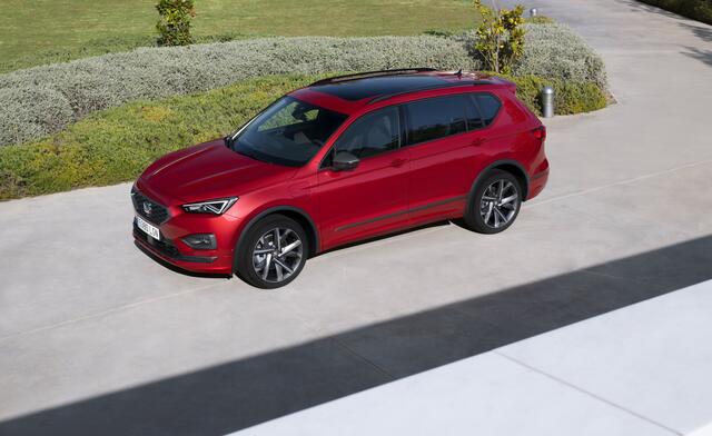 Den Seat Tarraco gibt es nun auch als Plug-in-Hybrid mit einer rein elektrischen Reichweite von bis zu bis zu 48 Kilometern.