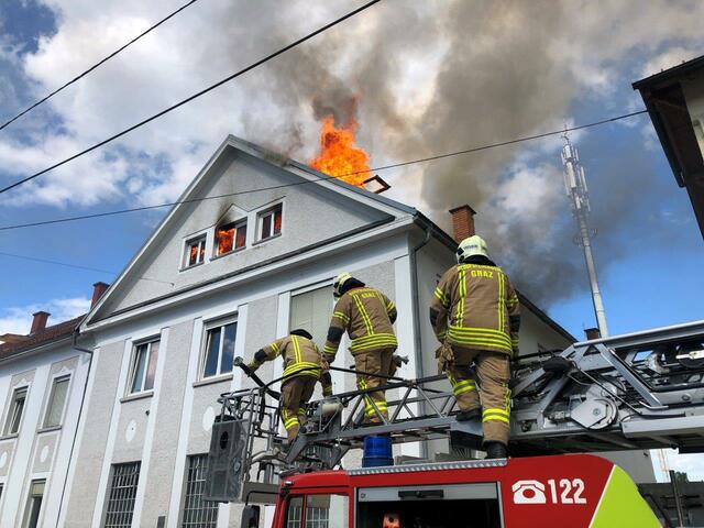 Die Berufsfeuerwehr Graz musste im Vorjahr über 2.000 Mal zu Brandeinsätzen ausrücken. | Foto: BF Graz