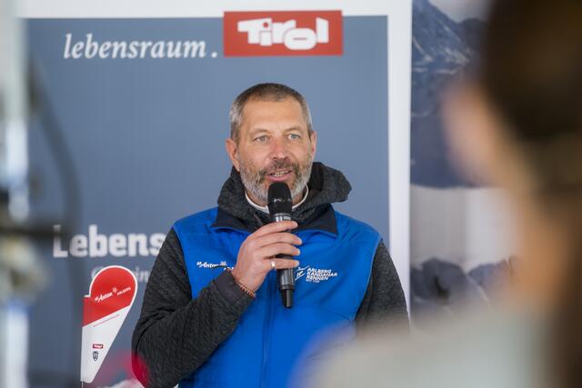 Peter Mall, OK-Chef der Arlberg Kandahar Rennen informierte im Rahmen des Sportgipfel Tirol - St. Anton am Arlberg über die laufenden Rennvorbereitungen.