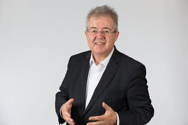 Walter Zemrosser kandidiert für die Liste für Alle (LFA).
