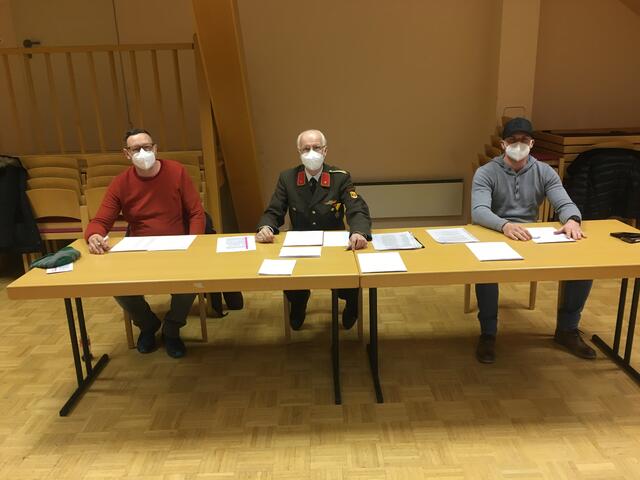 Wahlkommission der FFW Rattersdorf.  | Foto: Martin Reidl