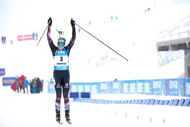 Nach Rang drei im Sprint legte Lisa Hauser in der Verfolgung nach und schaffte es erneut auf's Stockerl. | Foto: Nordic Focus