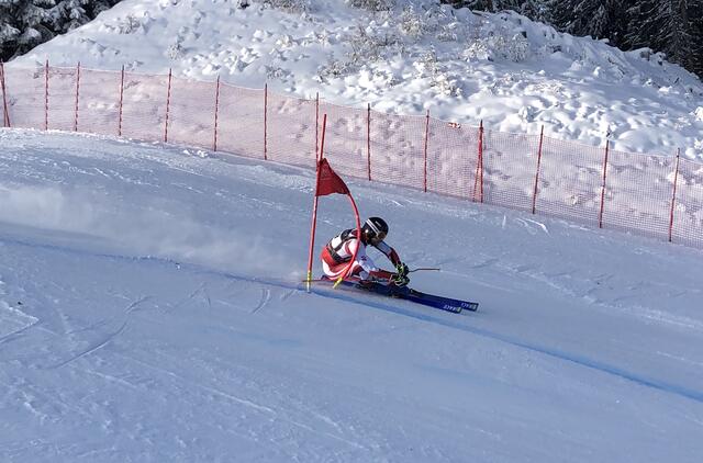 Christian Borgnaes bei seiner Siegesfahrt bei den Österreichischen Meisterschaften im Dezember 2020.  | Foto: Matthias Lanzinger