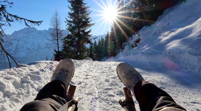 jetzt beginnt der Rodelspaß