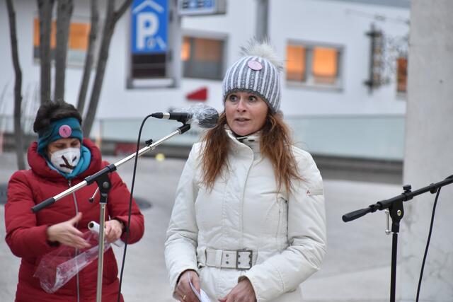 Noch eine Ansprache von einer Professorin des Mozarteums.