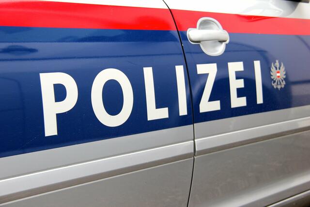 Schwerer Arbeitsunfall mit einem Hubstapler in Haller Firma