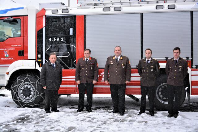 Bürgermeister Landtagsabgeordneter Franz Mold, Daniel Fröschl, Ewald Edelmaier, Georg Kröpfl und Alexander Stöger (v.l.n.r.).