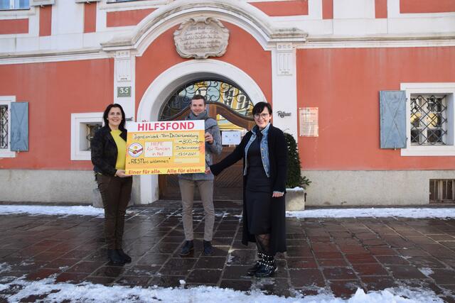 Ulrike Kronberger (Sozialreferat der Stadtgemeinde Deutschlandsberg), Marco Schippers (Trainer AusbildungsFit, Jugend am Werk Steiermark), Silvia Murlasits (Leiterin Arbeit und Beschäftigung Deutschlandsberg, Jugend am Werk Steiermark) | Foto: Stadtgemeinde Deutschlandsberg