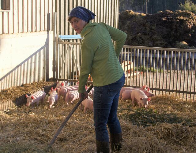 Katharina Stöckl betreibt einen Bio-Schweinzucht- und -mastbetrieb mit Bio-Ackerbau und Direktvermarktung.