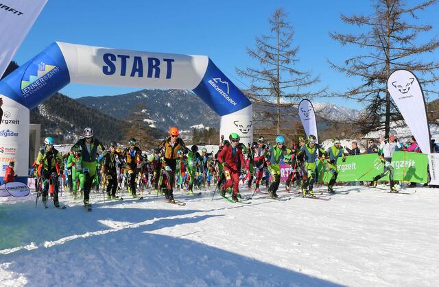 Start zu einem Rennen das SKIMO Alpencup 2020, Berchtesgaden. | Foto: Roland Hold