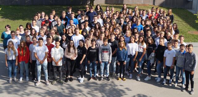 Schulstart 2019 für viele Schüler/innen - noch ohne Abstand!