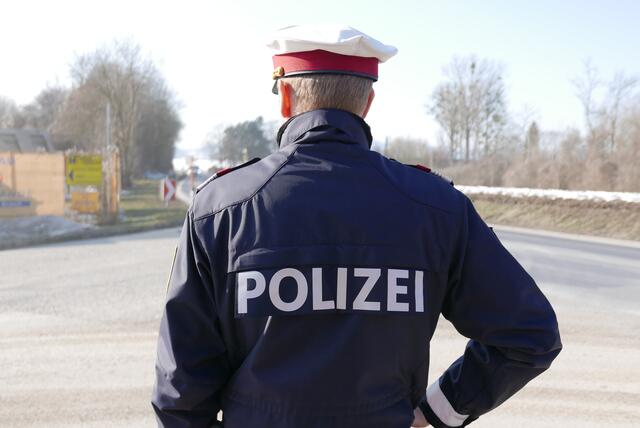 Durch Videoaufzeichnungen konnte die Polizei nun die drei Flüchtigen ausforschen.