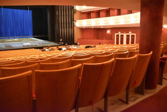 Nur jeder zweite Stuhl wurde vor dem Lockdown im Landestheater besetzt.