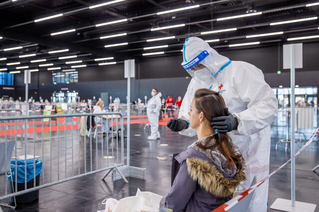 Die Verlängerung des Lockdowns durch die Bundesregierung hat keine Auswirkungen auf die permanenten Teststationen. Die 14 aktuellen Möglichkeiten im gesamten Bundesland reichen vorerst aus. | Foto: Franz Neumayr