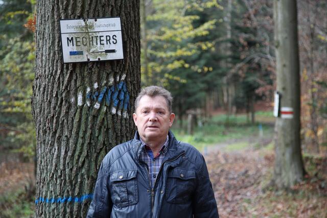 Ernst Holovsky, Sprecher der Bürgerinitiative „Rettet den Schildberger Wald“: „Durch die Verbauung von Wanderwegen würde der Erholungswert des Schildberger Waldes erheblich beeinträchtigt werden.“