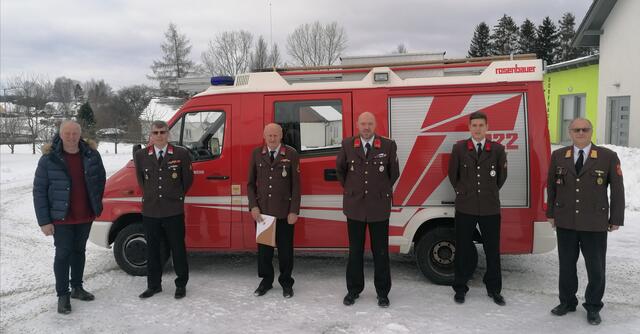 Bürgermeister Karl Schützenhofer, Kommandant-Stellvertreter Harald Lebinger, EHBM Leopold Denk sen., 
Kommandant Klaus Fitzinger, Verwalter Tobias Lebinger , BR Erhard Koppensteiner | Foto: FF Ullrichs