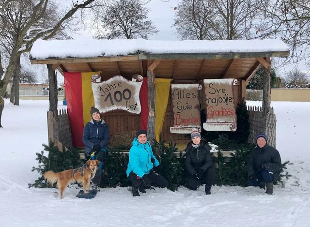 Vivien Mileder (jüngstes Mitglied), Stefan Mileder, Obfrau und Bürgermeisterin Angelika Mileder und Hannes Kerstinger