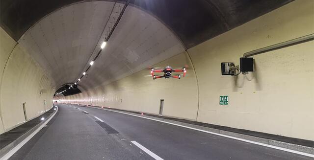 Die Landecker Feuerwehr übte im Pianner- und Quadratscher Tunnel die vielfältigen Einsatzmöglichkeiten einer Drohne.