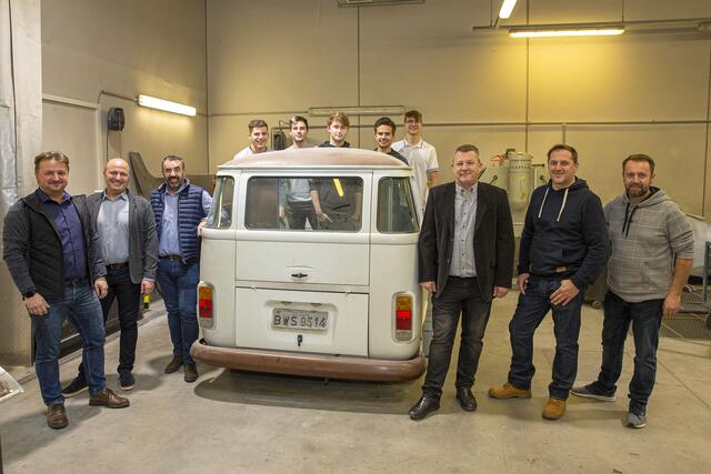 Von links: Gerald Holzinger, Rupert Weichselbaumer, Thomas Hammerschmid, Mario Mayr, Severin Stirmayr, Valentin Gangl, Daniel Haslinger, Stefan Hayböck, Andreas Kreindl, Thomas Hehenberger und Kurt Wiesinger.