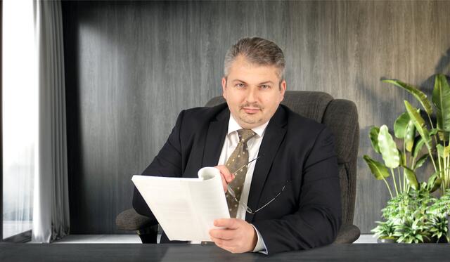 Claus Comelli tritt als Parteiloser zur Bürgermeisterwahl für Keutschach/See an.