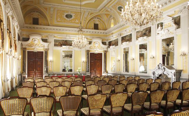 Der Barocksaal als Veranstaltungsort. Aufnahme aus vergangene Tagen. | Foto: Hotel Europa