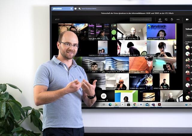35 Raspberry Pies sind bei den Schülern angekommen. Thomas Grassauer, Leiter des Kärntner Standorts des Softwarespezialisten Dynatrace stand den Schülern der HTL Villach virtuell Rede und Antwort.
 | Foto: Ines Thomsen/Dynatrace/Montage
