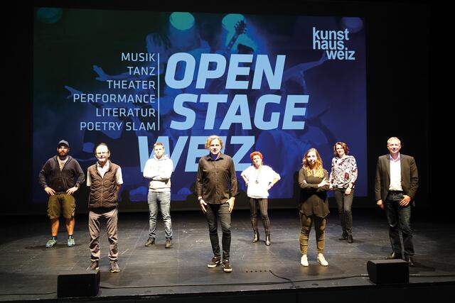 Das Team von "open stage": Vlnr. Vorne  StR Oswin Donnerer, Josef Schrenk, Nathalie Wagner, Johann König; 2. Reihe:  Jürgen Fleck, Julian Macher, Angela Kahr, Sabine Loder | Foto: Stadtkommunikation Weiz