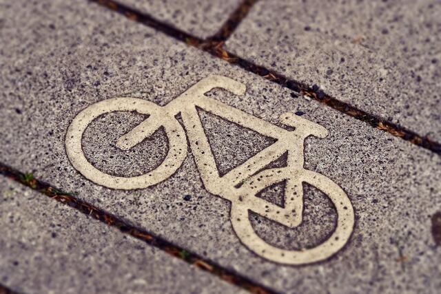 In Graz wurde eine Radfahrerin durch eine Kollision mit einem Pkw schwer verletzt. | Foto: pixabay